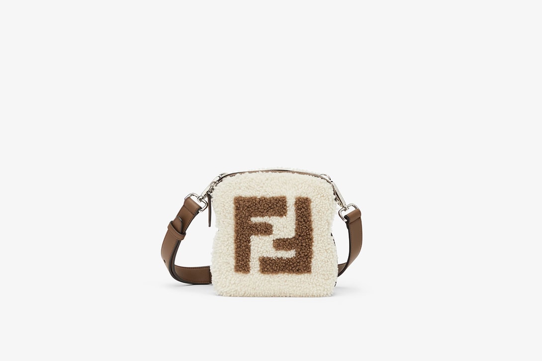 Fendi 也玩可爱风？这几款“面包包”，让人一眼沦陷！